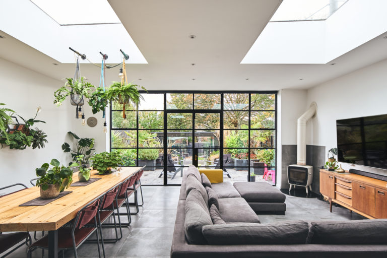 MINTON HOUSE, B17 - SHOOTFACTORY - OTHER UK LOCATION HOUSE