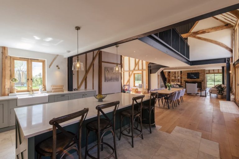 Fernhall Waltham Abbey, EN9 - Country Location House - SHOOTFACTORY