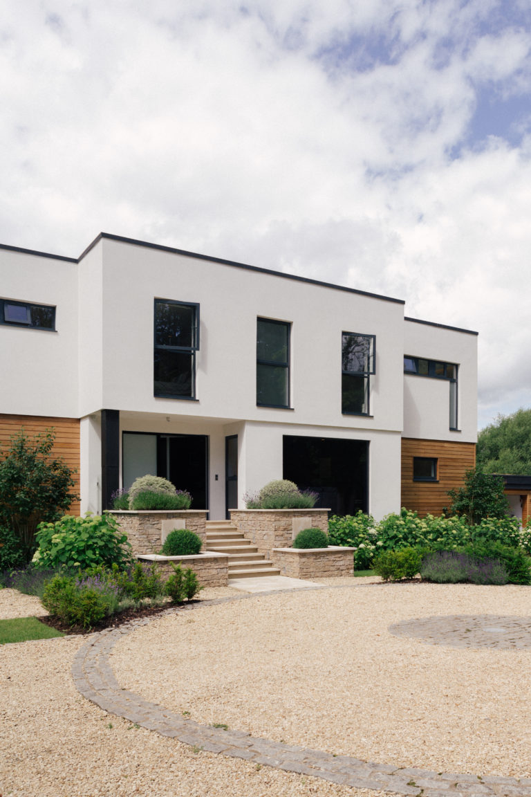 SERENO HENLEY ON THAMES, RG9 - SHOOTFACTORY - OTHER UK HOUSES