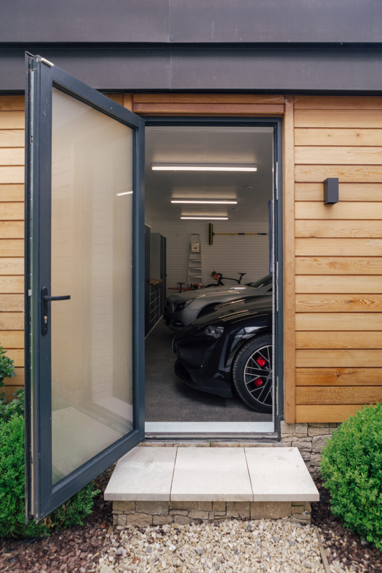 SERENO HENLEY ON THAMES, RG9 - SHOOTFACTORY - OTHER UK HOUSES