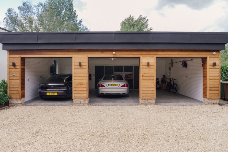SERENO HENLEY ON THAMES, RG9 - SHOOTFACTORY - OTHER UK HOUSES