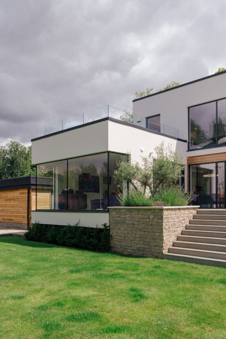 SERENO HENLEY ON THAMES, RG9 - SHOOTFACTORY - OTHER UK HOUSES