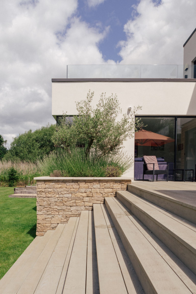 SERENO HENLEY ON THAMES, RG9 - SHOOTFACTORY - OTHER UK HOUSES