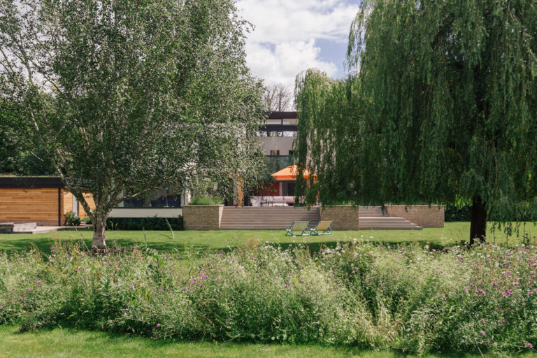 SERENO HENLEY ON THAMES, RG9 - SHOOTFACTORY - OTHER UK HOUSES