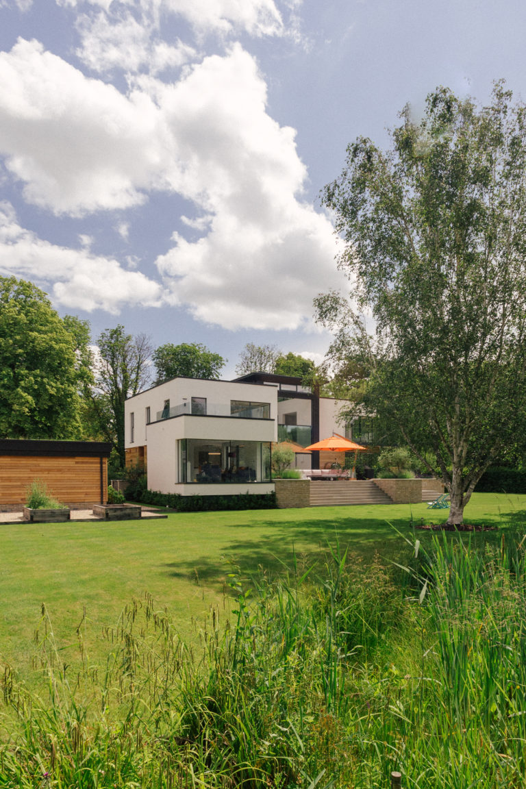 SERENO HENLEY ON THAMES, RG9 - SHOOTFACTORY - OTHER UK HOUSES