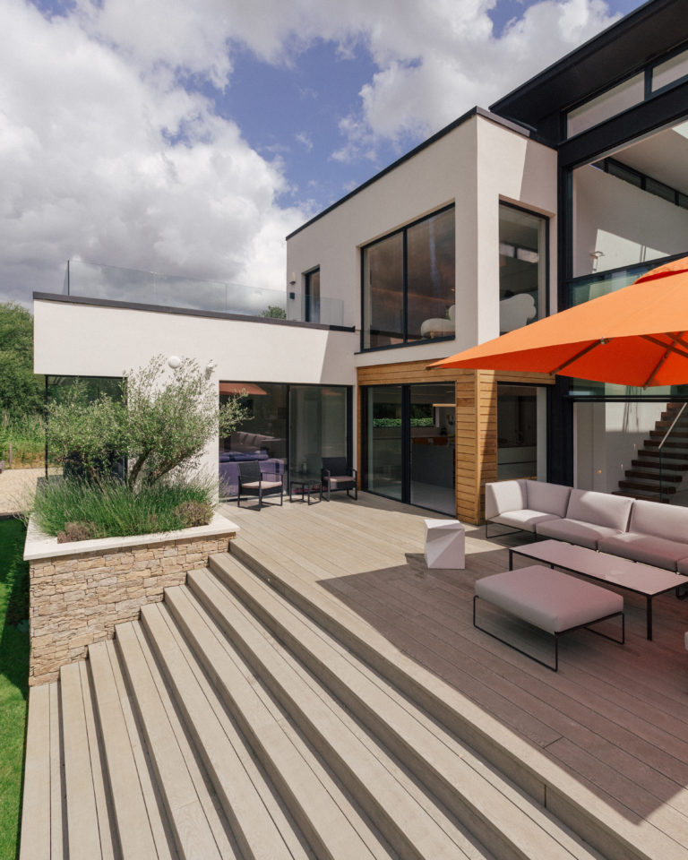 SERENO HENLEY ON THAMES, RG9 - SHOOTFACTORY - OTHER UK HOUSES