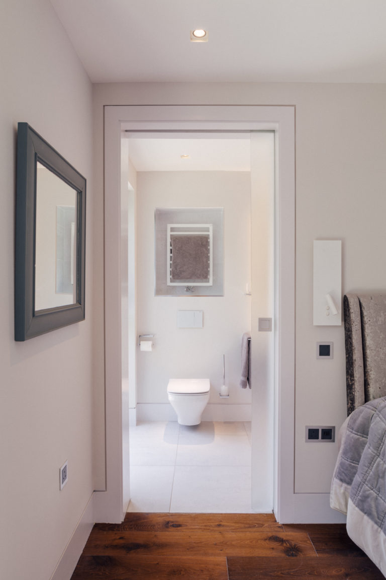 SERENO HENLEY ON THAMES, RG9 - SHOOTFACTORY - OTHER UK HOUSES