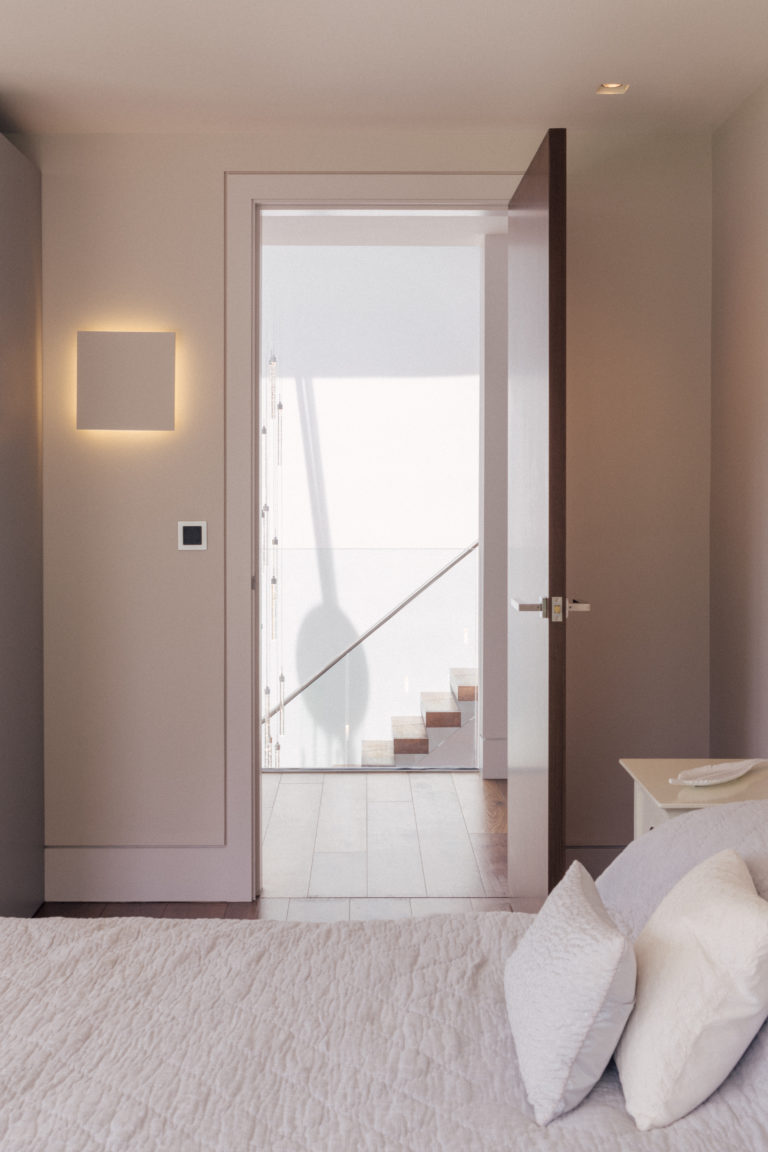 SERENO HENLEY ON THAMES, RG9 - SHOOTFACTORY - OTHER UK HOUSES