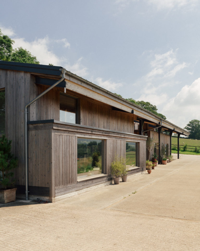 SHAFTESBURY DOREST, SP7 - SHOOTFACTORY - OTHER UK HOUSES