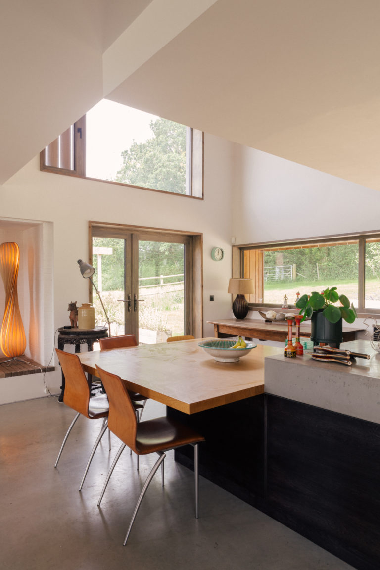 SHAFTESBURY DOREST, SP7 - SHOOTFACTORY - OTHER UK HOUSES