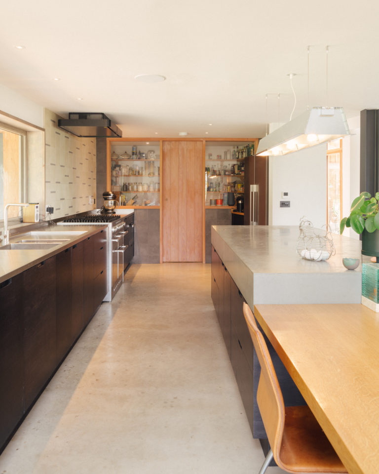 SHAFTESBURY DOREST, SP7 - SHOOTFACTORY - OTHER UK HOUSES