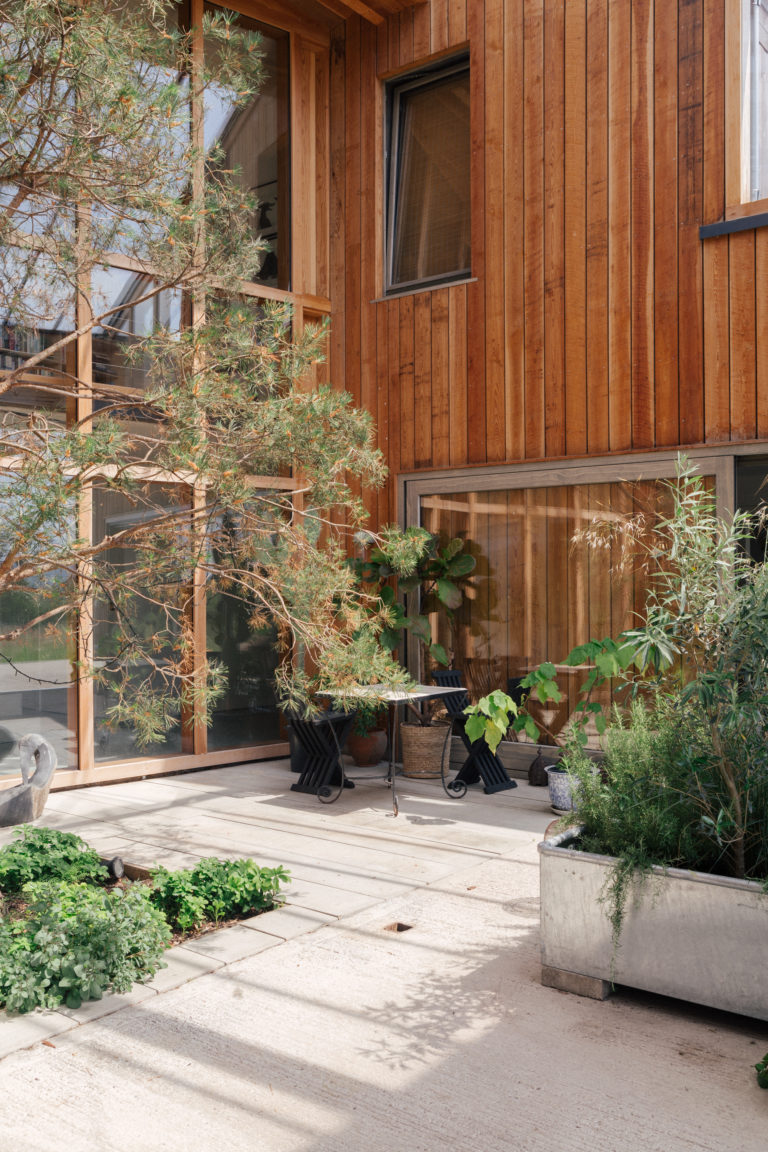 SHAFTESBURY DOREST, SP7 - SHOOTFACTORY - OTHER UK HOUSES