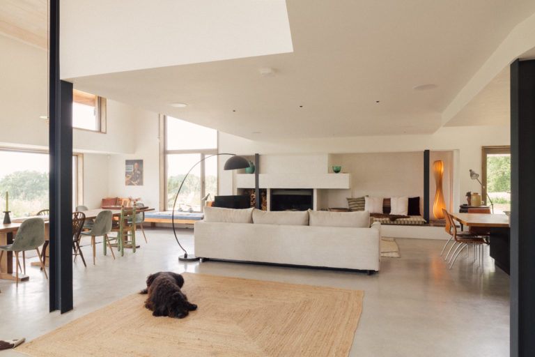 SHAFTESBURY DOREST, SP7 - SHOOTFACTORY - OTHER UK HOUSES