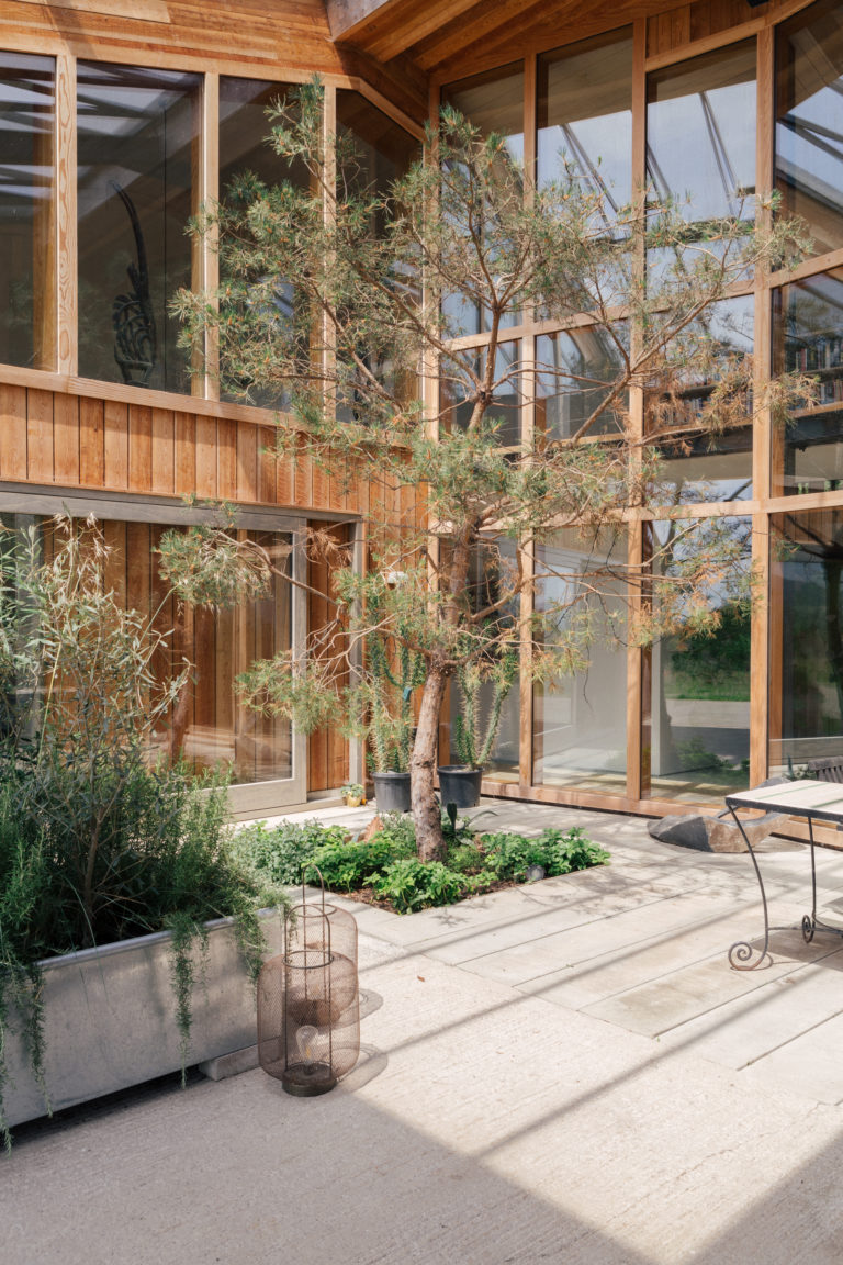 SHAFTESBURY DOREST, SP7 - SHOOTFACTORY - OTHER UK HOUSES