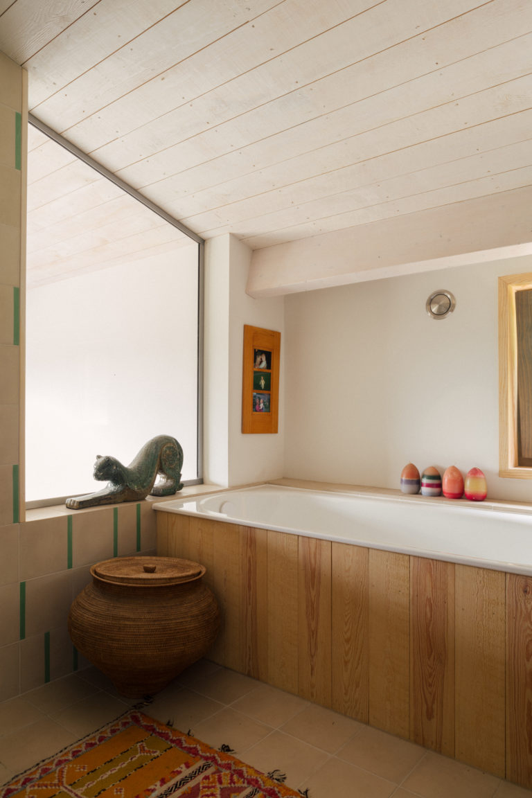 SHAFTESBURY DOREST, SP7 - SHOOTFACTORY - OTHER UK HOUSES