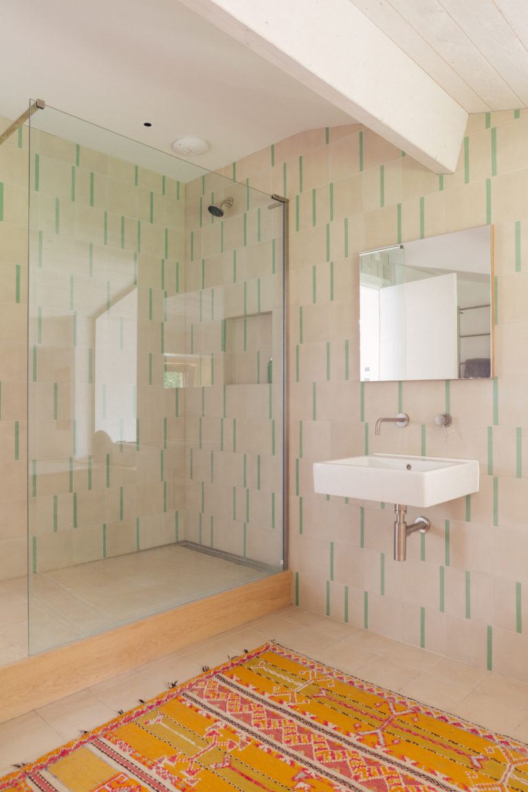 SHAFTESBURY DOREST, SP7 - SHOOTFACTORY - OTHER UK HOUSES