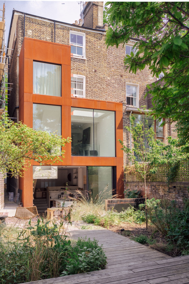 GREENWOOD LONDON, E8 - SHOOTFACTORY - LONDON HOUSES