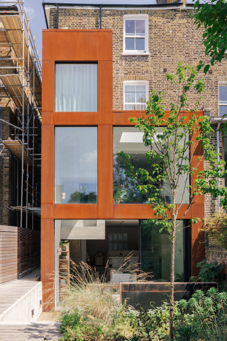 GREENWOOD LONDON, E8 - SHOOTFACTORY - LONDON HOUSES