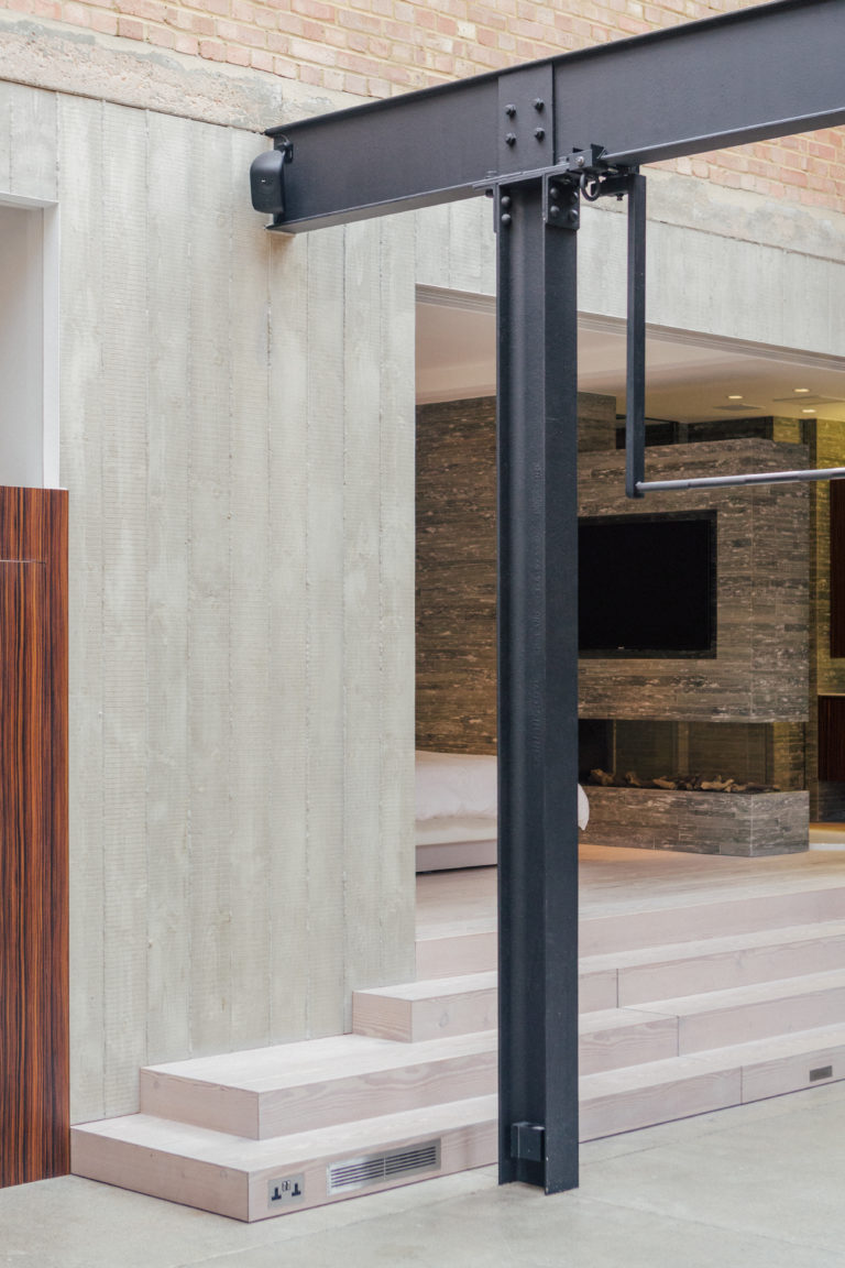 STEELE LONDON, E14 - SHOOTFACTORY - LONDON APARTMENTS