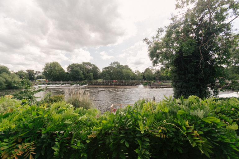RIVERSIDE SUNBURY, TW16