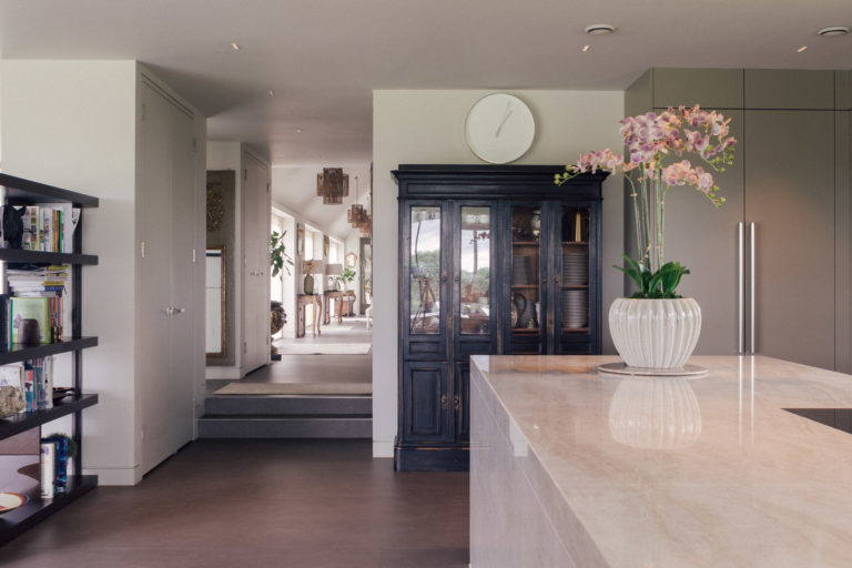 WARDVALE SURREY, RH7 - SHOOTFACTORY - OTHER UK HOUSES