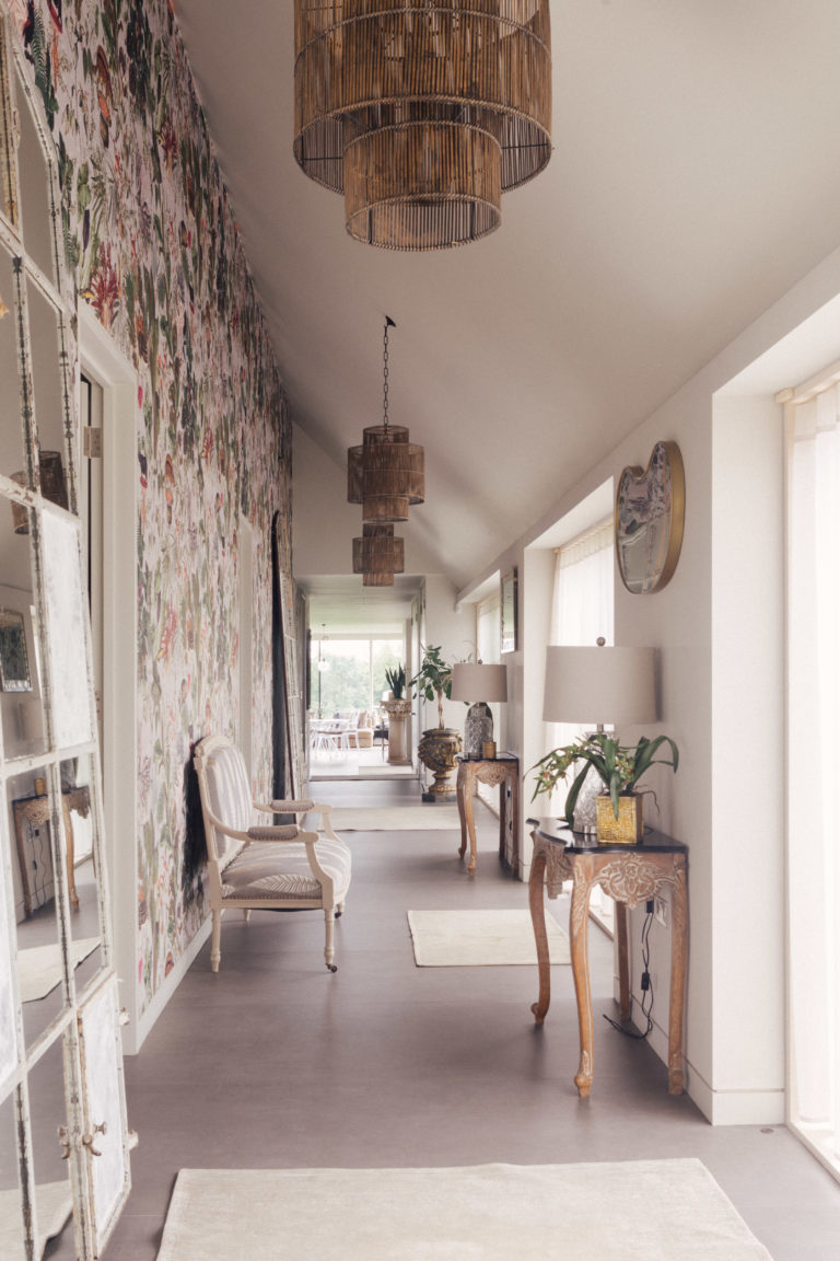 WARDVALE SURREY, RH7 - SHOOTFACTORY - OTHER UK HOUSES