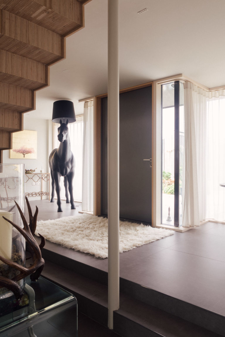 WARDVALE SURREY, RH7 - SHOOTFACTORY - OTHER UK HOUSES