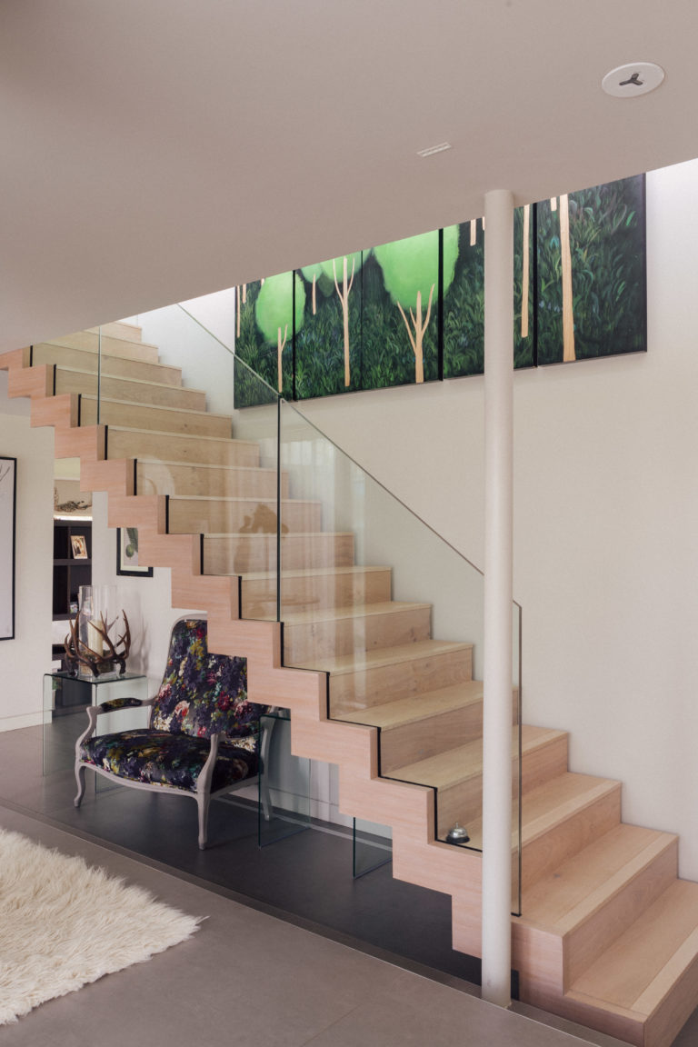 WARDVALE SURREY, RH7 - SHOOTFACTORY - OTHER UK HOUSES