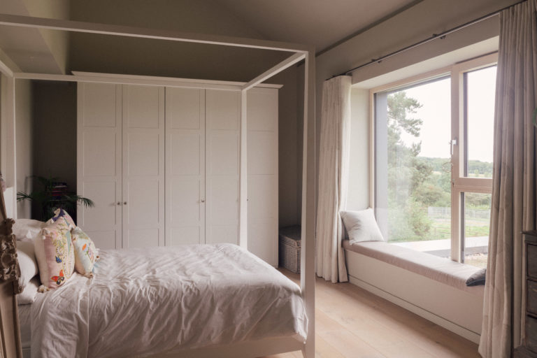 WARDVALE SURREY, RH7 - SHOOTFACTORY - OTHER UK HOUSES