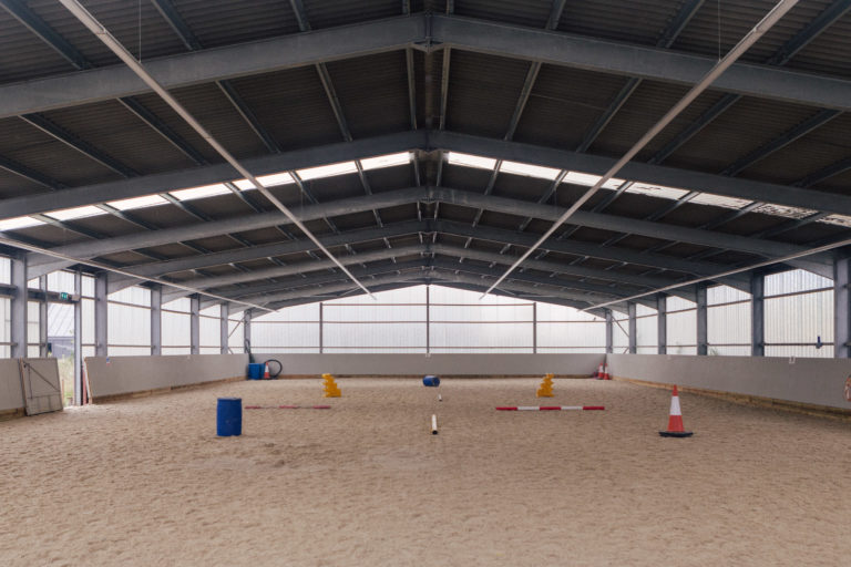 WARDVALE SURREY, RH7 - SHOOTFACTORY - OTHER UK HOUSES