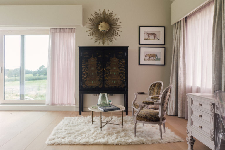 WARDVALE SURREY, RH7 - SHOOTFACTORY - OTHER UK HOUSES