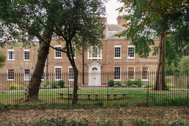 BELL HOUSE LONDON, SE21 - SHOOTFACTORY - LONDON HOUSES