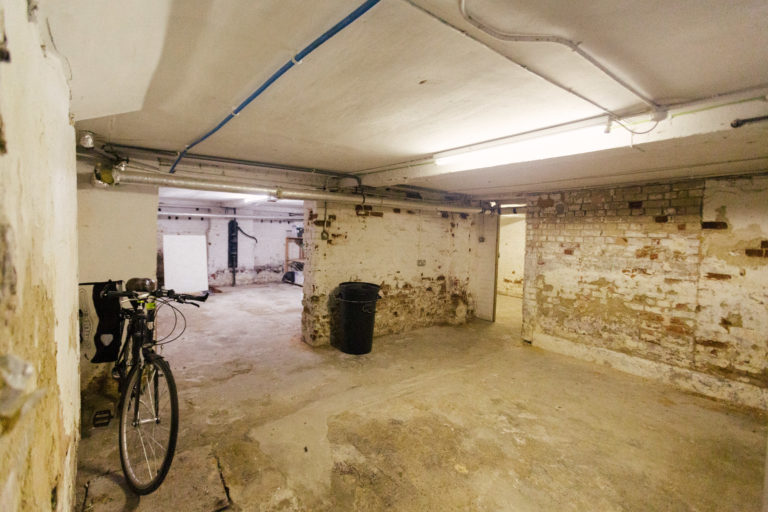 BELL HOUSE LONDON, SE21 - SHOOTFACTORY - LONDON HOUSES