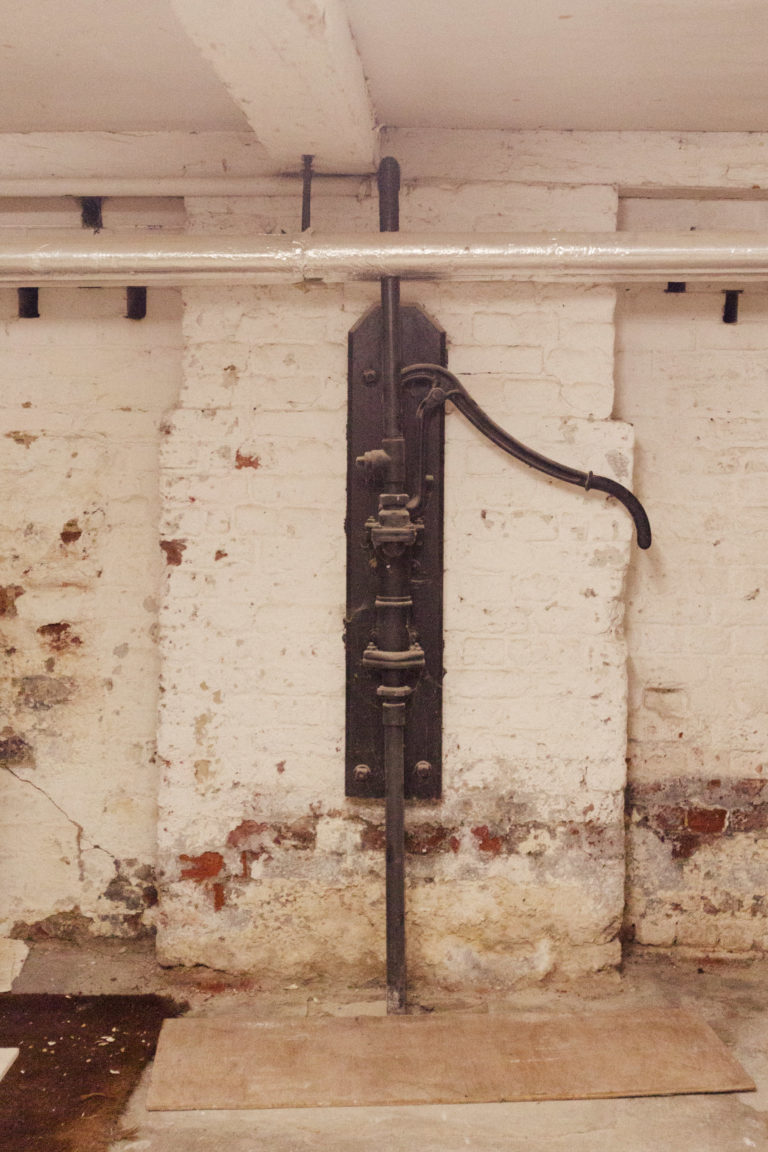 BELL HOUSE LONDON, SE21 - SHOOTFACTORY - LONDON HOUSES