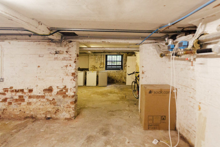 BELL HOUSE LONDON, SE21 - SHOOTFACTORY - LONDON HOUSES