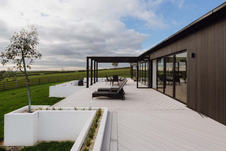 RUGBY Warwickshire, CV23- SHOOTFACTORY - OTHER UK HOUSES