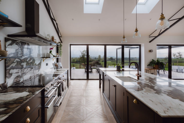 RUGBY Warwickshire, CV23- SHOOTFACTORY - OTHER UK HOUSES