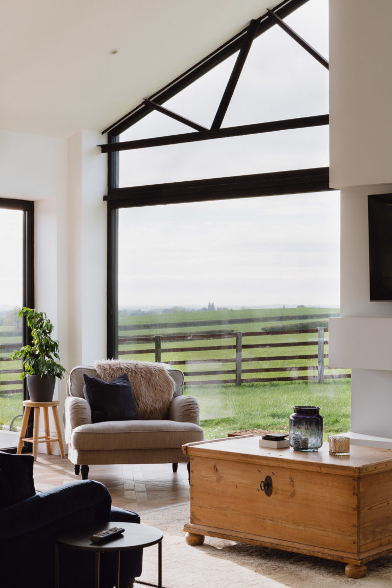 RUGBY Warwickshire, CV23- SHOOTFACTORY - OTHER UK HOUSES