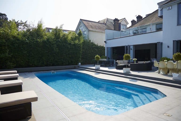 Brondesbury-NW6 - Swimming Pool Location House in London - SHOOTFACTORY