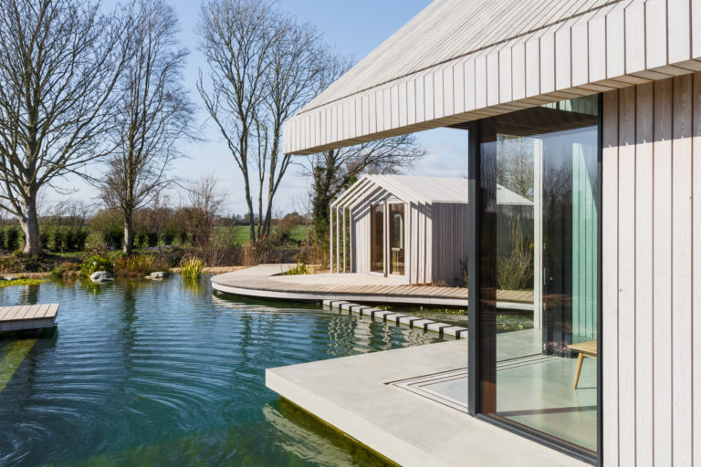 BOSHAM CHICHESTER, PO18 - SHOOTFACTORY - OTHER UK HOUSES