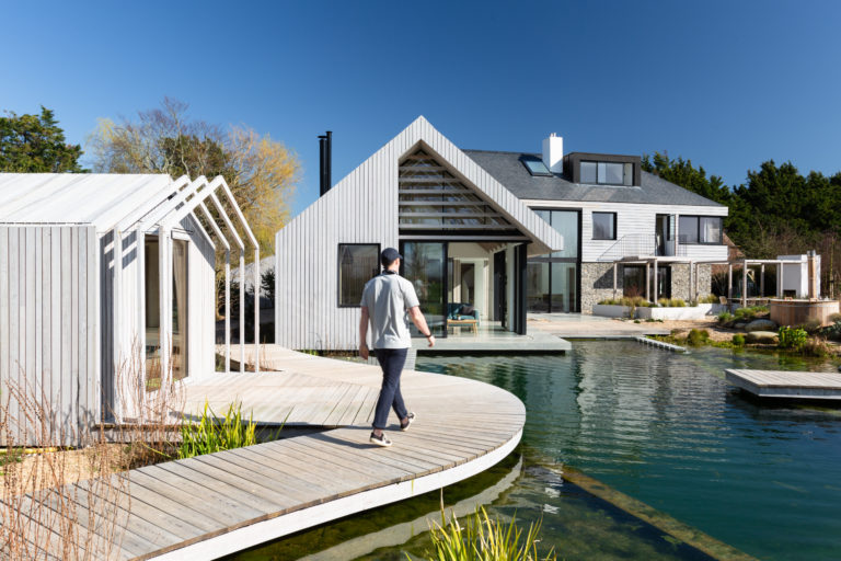 BOSHAM CHICHESTER, PO18 - SHOOTFACTORY - OTHER UK HOUSES