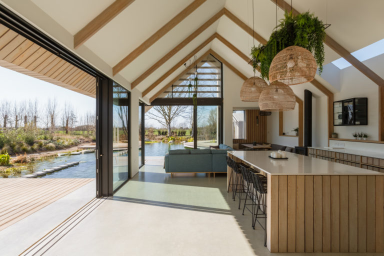 BOSHAM CHICHESTER, PO18 - SHOOTFACTORY - OTHER UK HOUSES