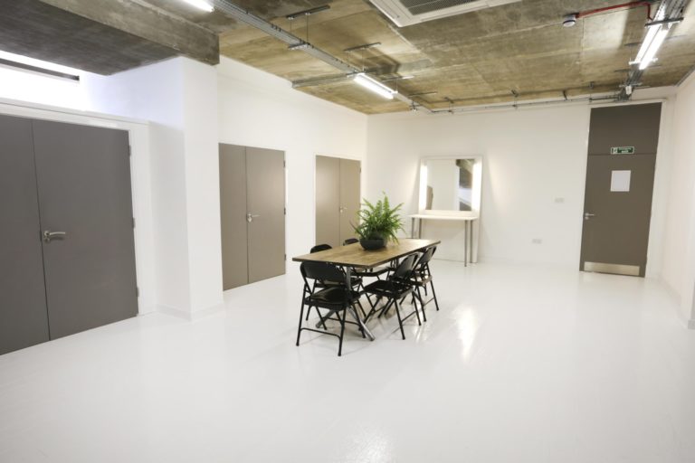 KINGSLAND THREE LONDON, N1 - SHOOTFACTORY - PHOTOGRAPHIC STUDIOS