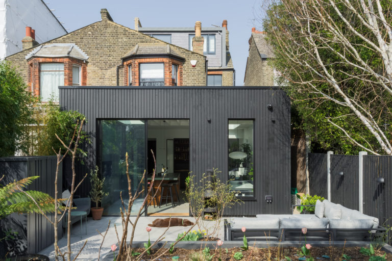 WALTHAMSTOW LONDON, E17- SHOOTFACTORY - LONDON HOUSES