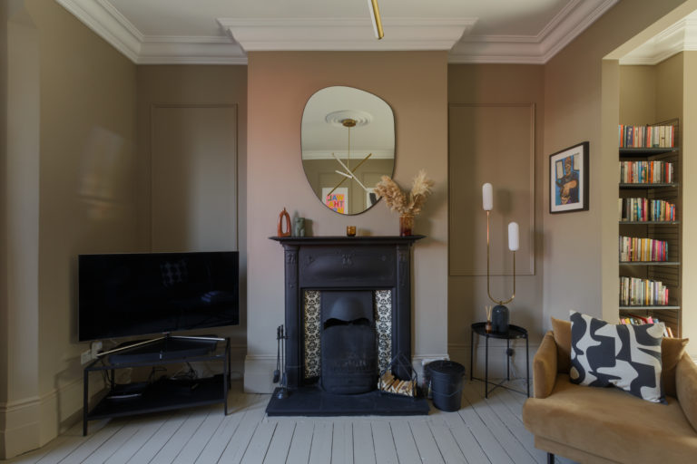 WALTHAMSTOW LONDON, E17- SHOOTFACTORY - LONDON HOUSES