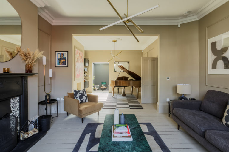 WALTHAMSTOW LONDON, E17- SHOOTFACTORY - LONDON HOUSES