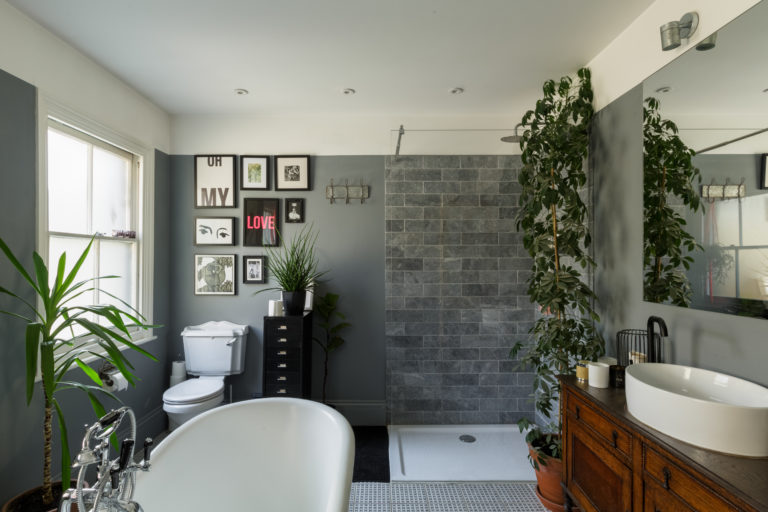 WALTHAMSTOW LONDON, E17- SHOOTFACTORY - LONDON HOUSES