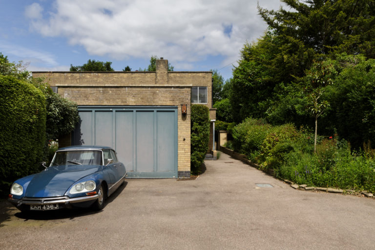 HALSBURY LONDON, HA7 - SHOOTFACTORY - LONDON HOUSES