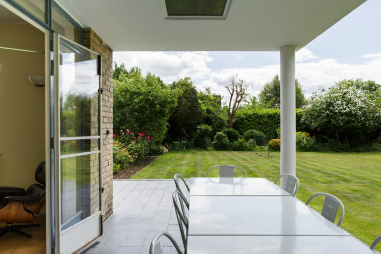 HALSBURY LONDON, HA7 - SHOOTFACTORY - LONDON HOUSES