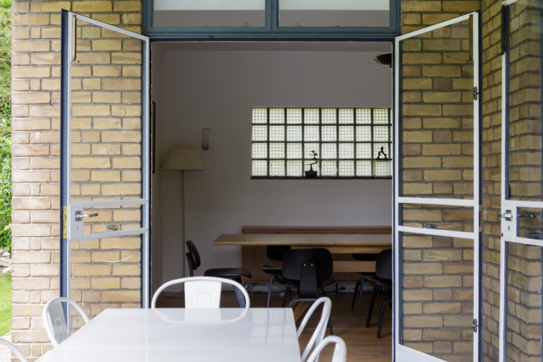 HALSBURY LONDON, HA7 - SHOOTFACTORY - LONDON HOUSES